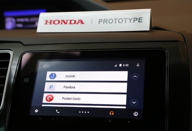 Honda dashboard running the Android Auto interface with Joyride